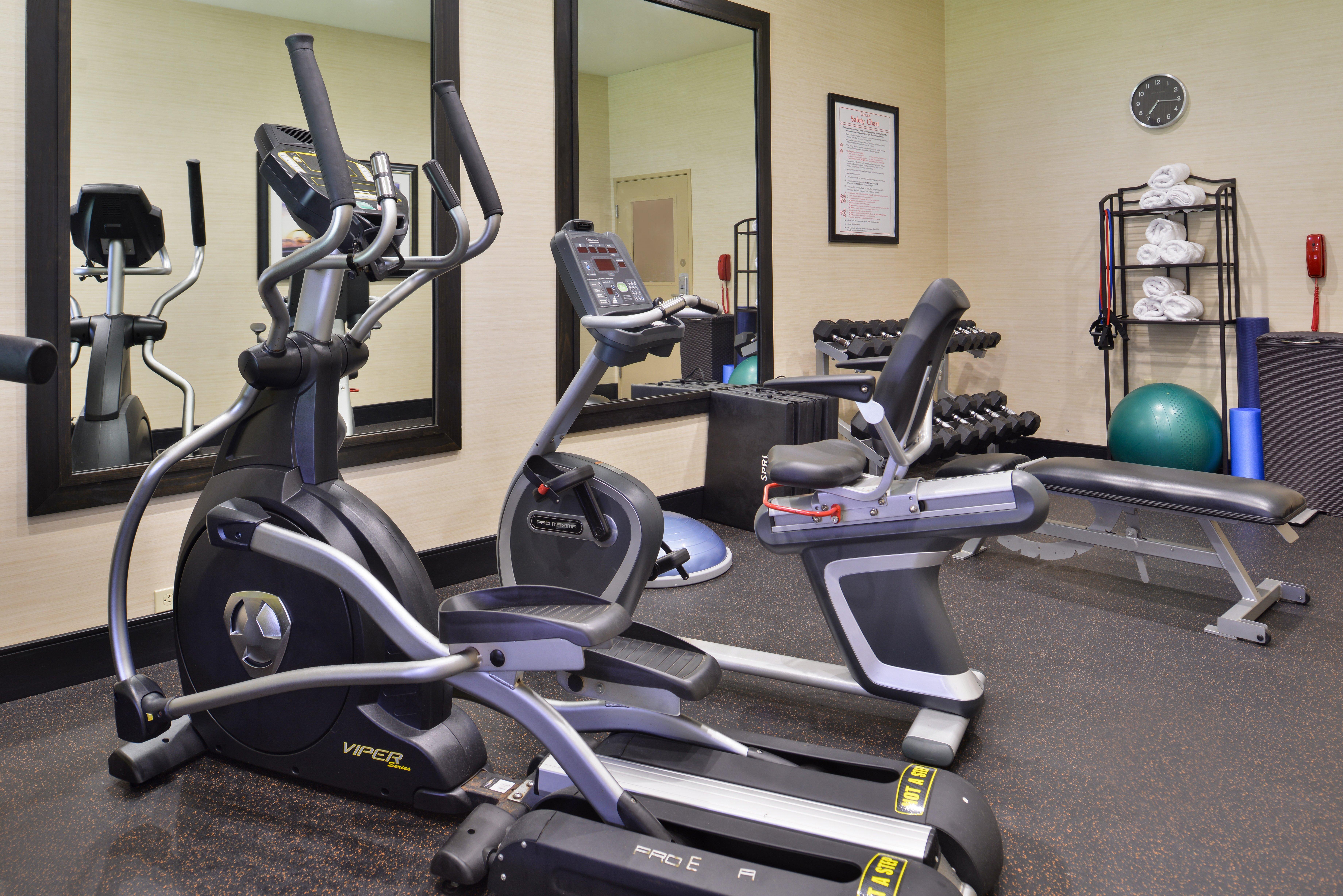 Holiday Inn Express Montgomery East I-85 By Ihg Esterno foto