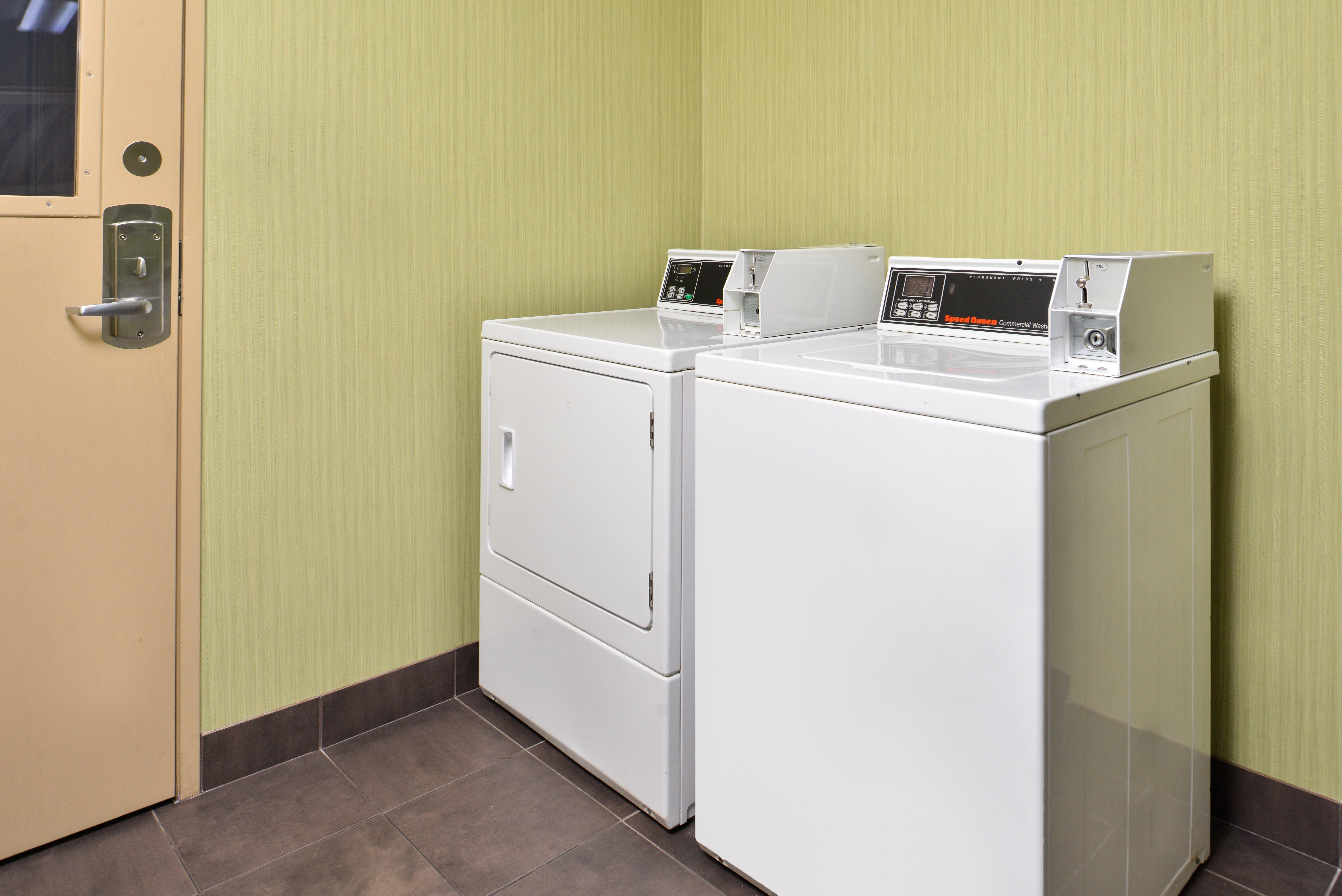 Holiday Inn Express Montgomery East I-85 By Ihg Esterno foto