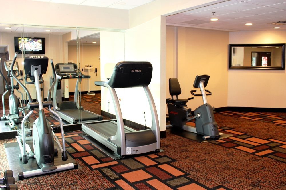 Holiday Inn Express Montgomery East I-85 By Ihg Esterno foto
